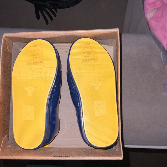 Mini Melissa Mini Gosnea Sneakers – Kids/Unisex Size 9, Never Worn - Picture 7 of 7